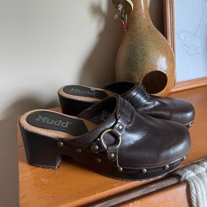 Mudd Clogs